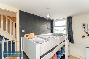 Bedroom- click for photo gallery